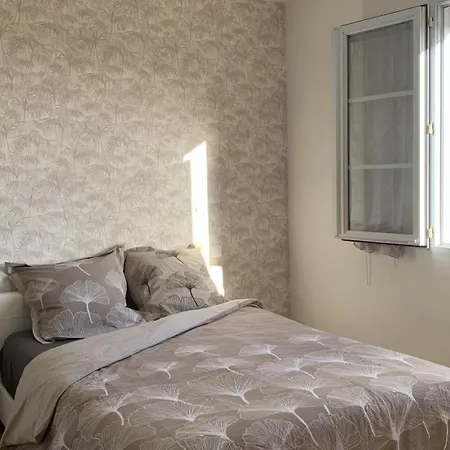 Chez Cathy Et Loïc, Tendresse Dans Maison Provençale Avec Wc Et Salle De Bain Privés